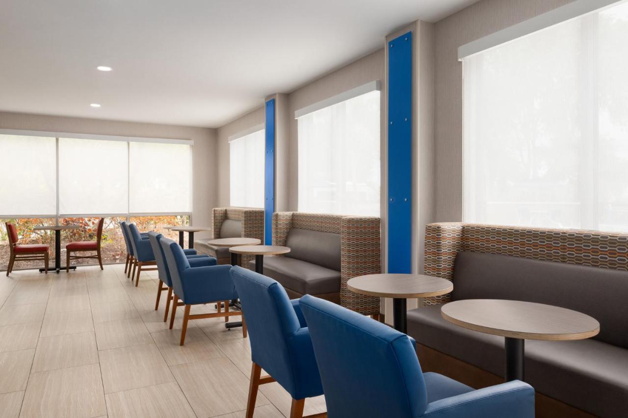 Holiday Inn Express Vero Beach-West I-95 By Ihg Luaran gambar