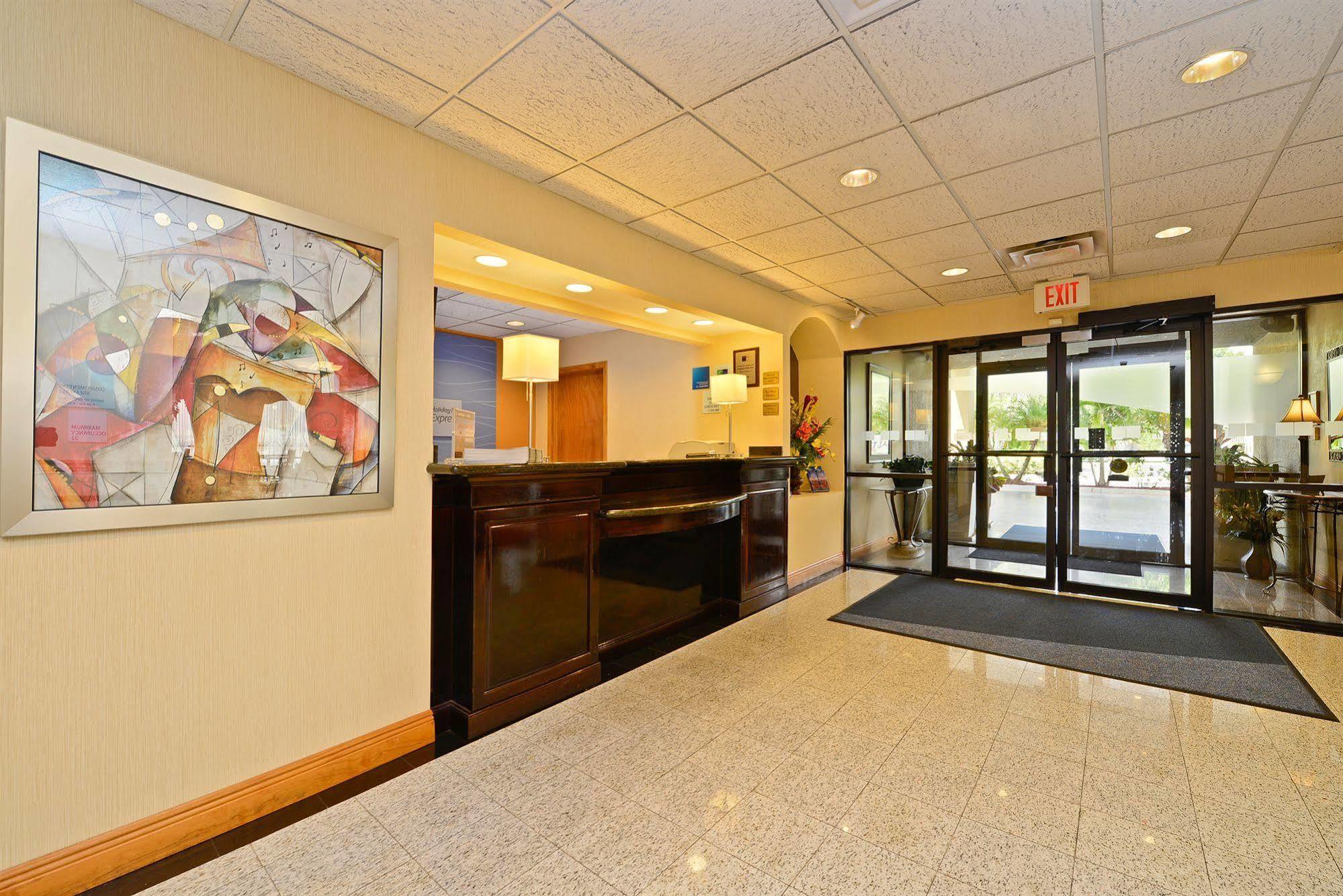 Holiday Inn Express Vero Beach-West I-95 By Ihg Luaran gambar